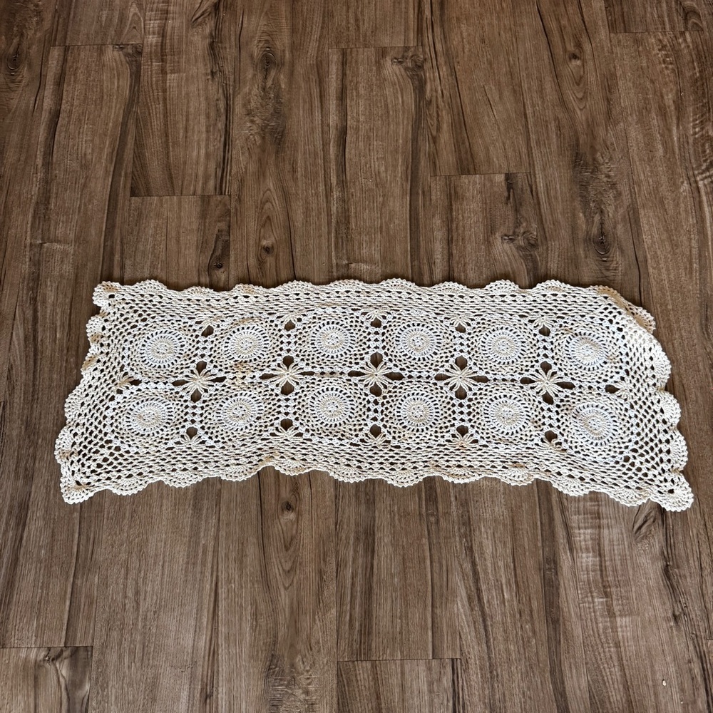 Vintage crochet table runner center piece
